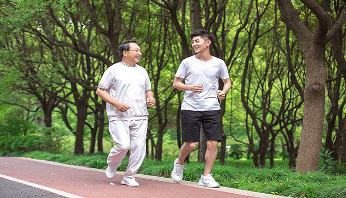 做梦梦见死去的爸爸和我说话