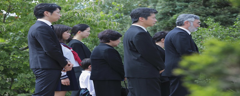 已婚女人做梦梦见白事场面什么意思