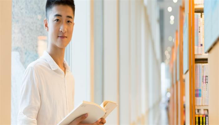 女人做梦梦见舅舅是什么意思