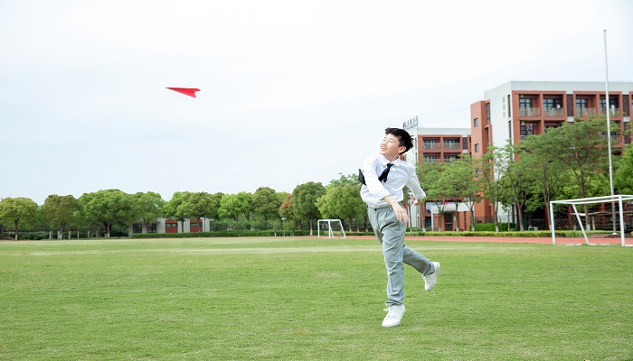 做梦梦见小孩摔破脑袋头破血流