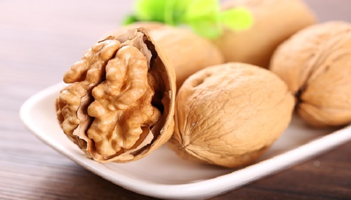 做梦梦见吃核桃