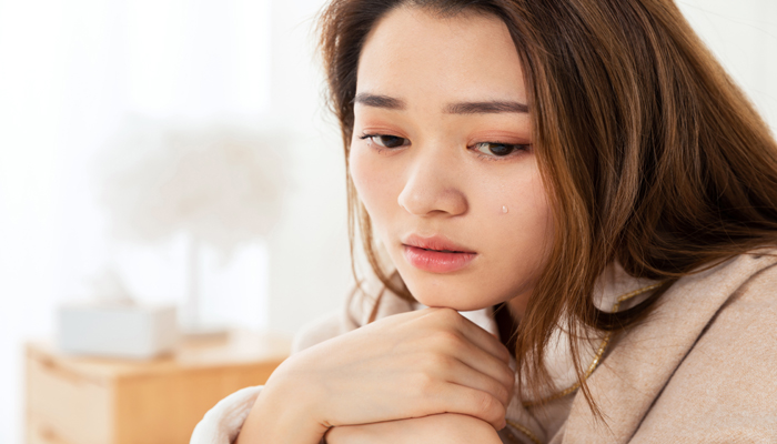 女人做梦梦见自己边哭边说