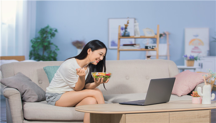 做梦梦见自己吃东西很香