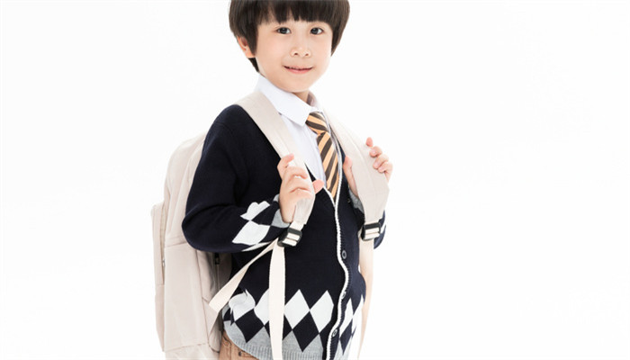 做梦梦见别人家的小男孩