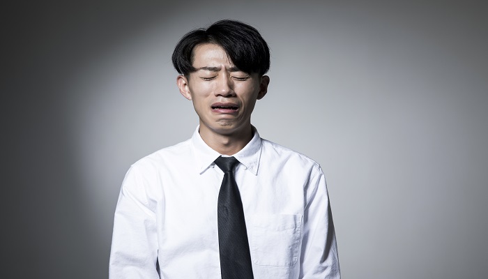 做梦梦见死去的亲人哭有什么征兆