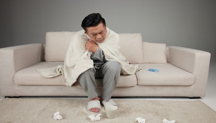 做梦梦见吐痰是什么意思 做梦梦见吐痰有什么预兆