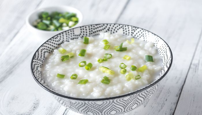 做梦梦见喝大米粥是什么意思 做梦梦见喝大米粥是什么预兆