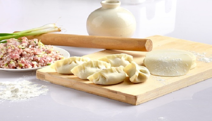 做梦梦见吃饺子