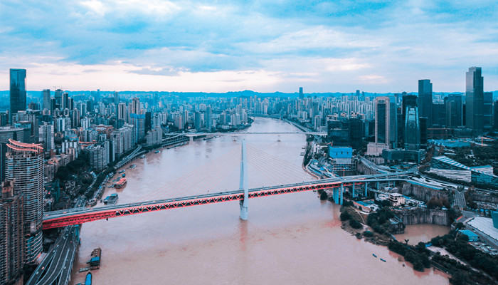 做梦梦见涨大水是什么征兆