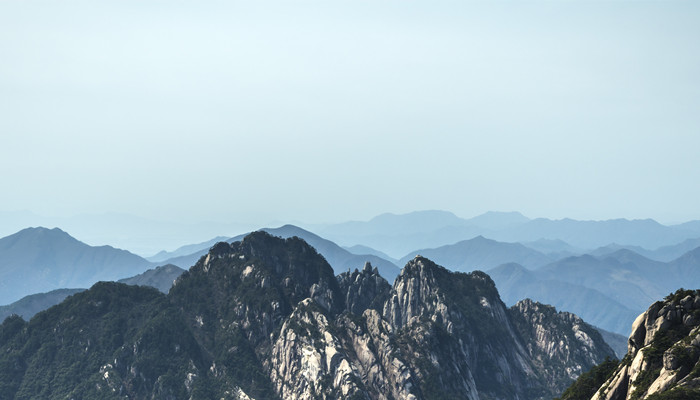 做梦梦见垮岩山