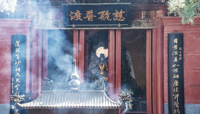 做梦梦见上香什么预兆 做梦梦见上香什么意思