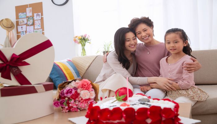 做梦梦见贺寿是什么意思 做梦梦见贺寿是什么预兆