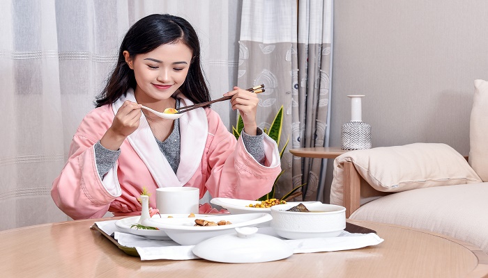 做梦梦见女人