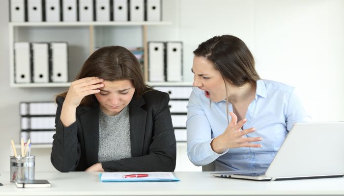 做梦梦见嘲弄是什么意思 做梦梦见嘲弄有什么预兆