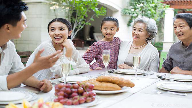 做梦梦见很多亲人是什么征兆