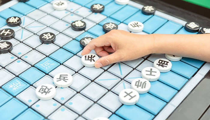 做梦梦见下象棋