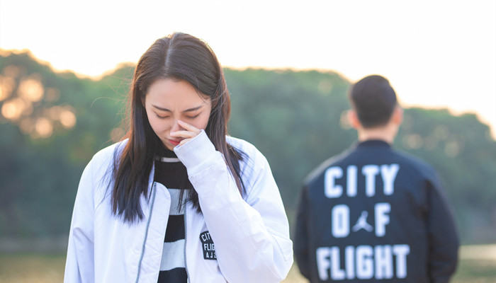 做梦梦见自己哭的很伤心什么意思