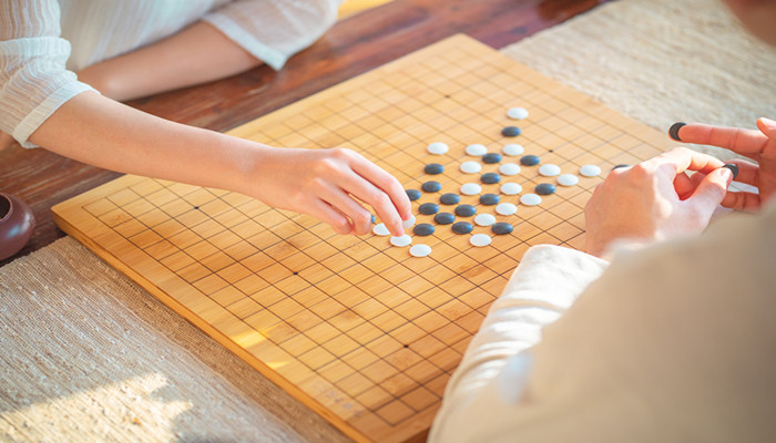 做梦梦见下棋
