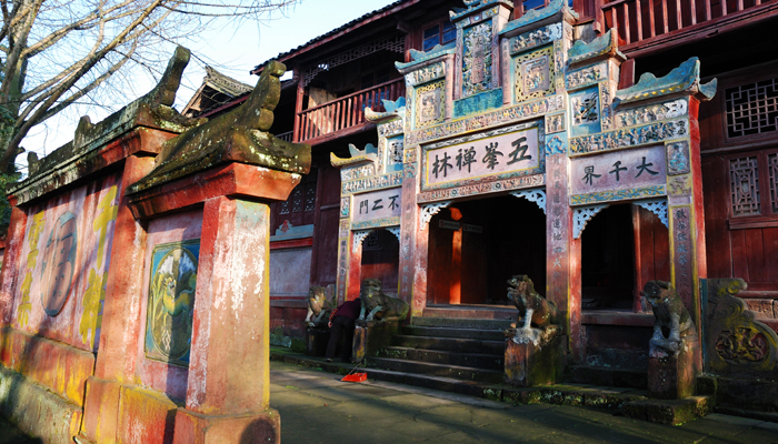 女人做梦梦见尼姑什么预兆解梦