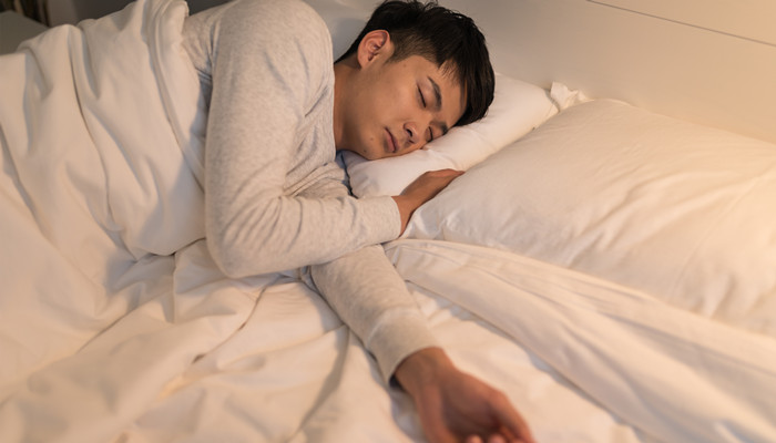 做梦梦见拿枪打仗是什么意思