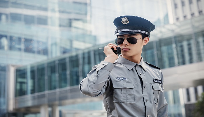 做梦梦见被警察追是什么意思 做梦梦见被警察追有什么预兆