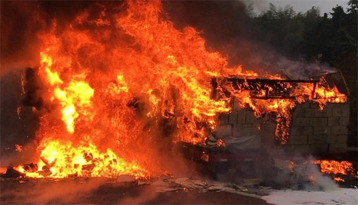 做梦梦见着火了又扑灭了