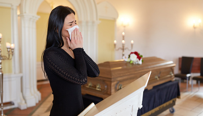 做梦梦见喜欢的人死了哭得很伤心