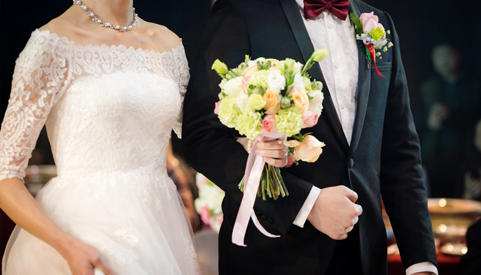 做梦梦见已婚的朋友又结婚是什么意思