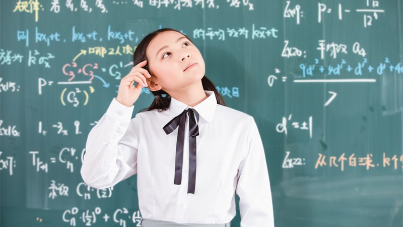 做梦梦见大学同学