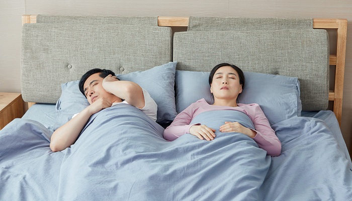 做梦梦见和陌生男人睡觉