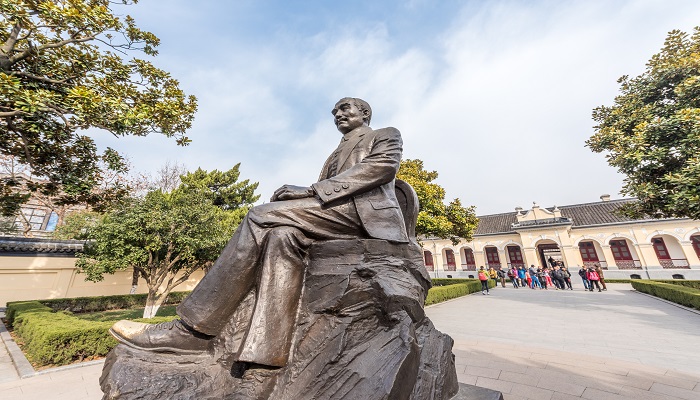 做梦梦见铜像是什么意思 做梦梦见铜像预示着什么