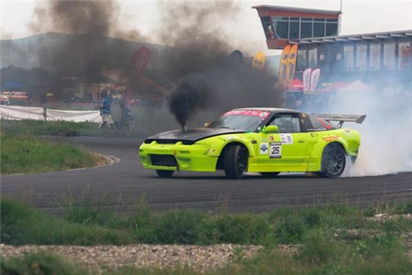 做梦梦见自己的车着火了是什么意思 做梦梦见自己的车着火了有什么预兆