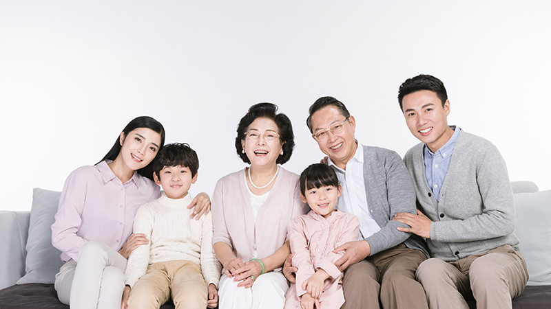 做梦梦见家庭聚会什么意思