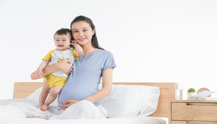 孕妇做梦梦见抱别人家的小男孩