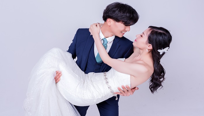 做梦梦见死人结婚是什么意思 做梦梦见死人结婚有什么预兆
