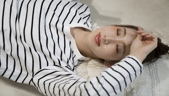 做梦梦见看时间是什么意思 做梦梦见看时间有什么预兆