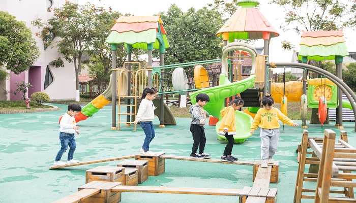做梦梦见过独木桥是什么意思 做梦梦见过独木桥有什么预兆