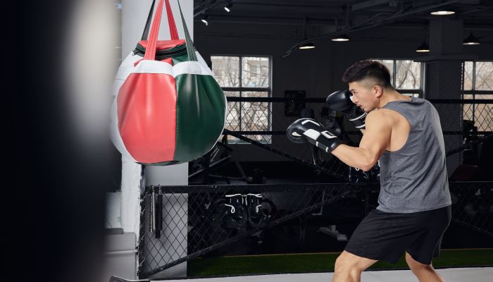 做梦梦见被别人打是什么意思 做梦梦见被别人打有什么预兆