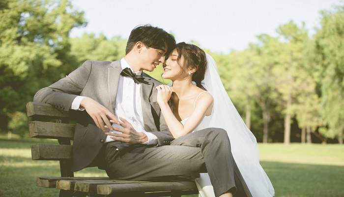 女人做梦梦见前夫和他家人是什么意思 女人做梦梦见前夫和他家人有什么预兆