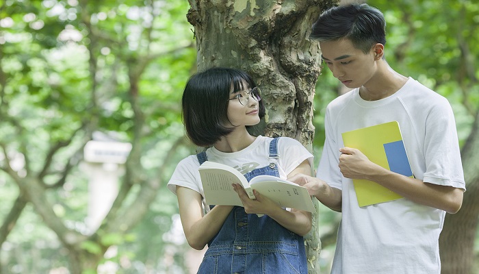 做梦梦见大学校园是什么意思 做梦梦见大学校园有什么预兆