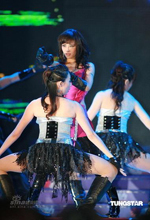 美女热舞